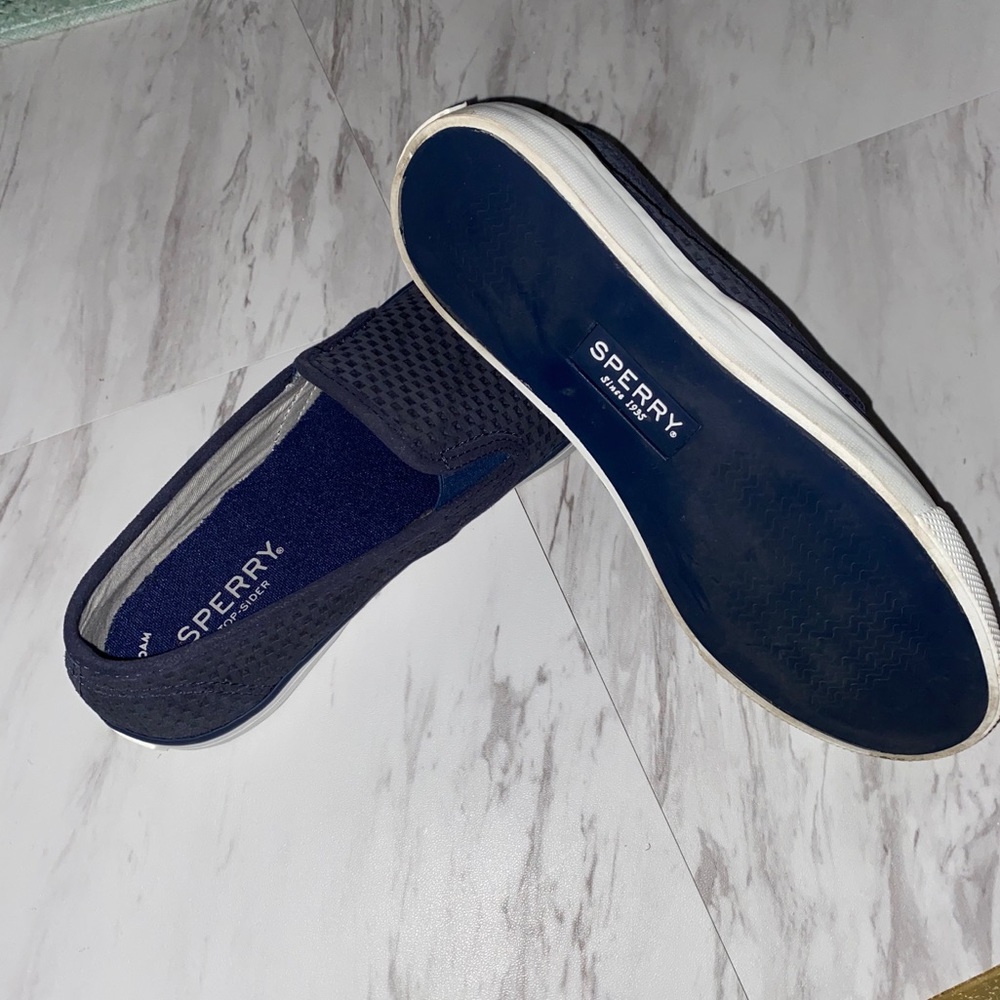 LIKE NEW - Sperry slide on shoes